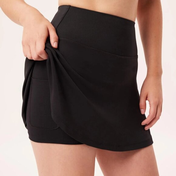 Features: 2-in-1 design, compression shorts liner underneath High rise  Elastic - Picture 3 of 13